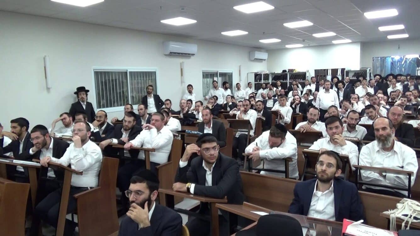 מאות בני תורה צבאו על שערי בית המדרש