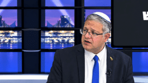בן גביר: "אם נתניהו ילך עם אייזנקוט, יחזרו הלאפות למחבלים"