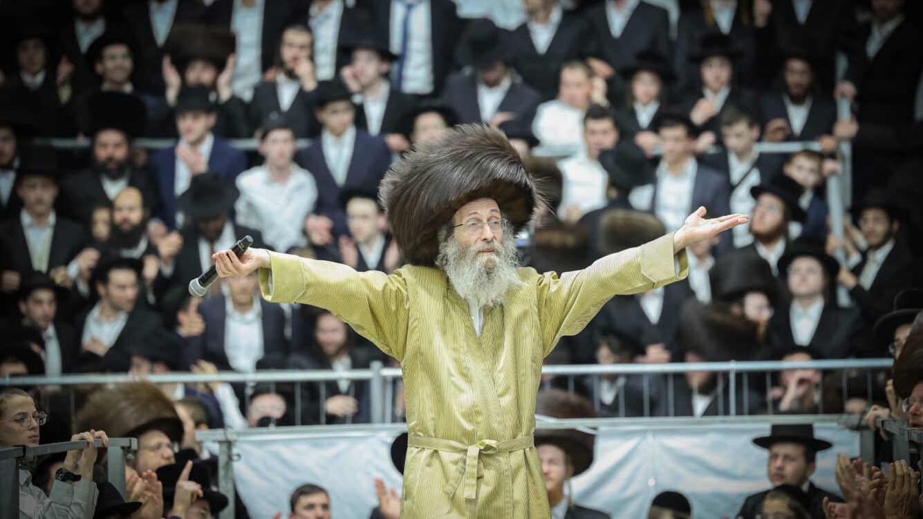 גלריית ענק: שעות של התעלות בשמחת בית השואבה של ר' מיילך
