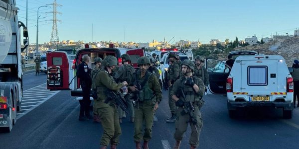 זירת הפיגוע בכביש 60