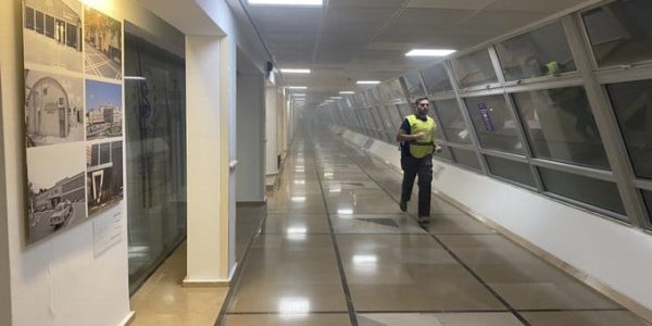 0FDB8A70-5F51-4D33-84BF-1EC621387336