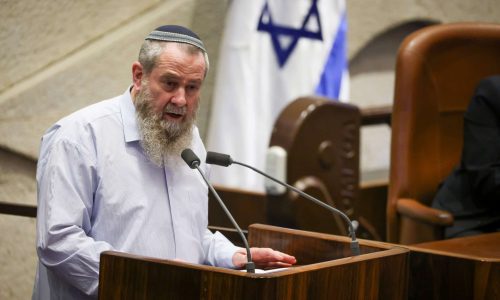 סגן השר אבי מעוז במליאת הכנסת. צילום: נועם מושקוביץ/דוברות הכנסת