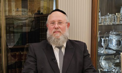 הרב אשר לנדאו, רב המכון לרפואה משפטית אבו כביר. צילום: המחדש