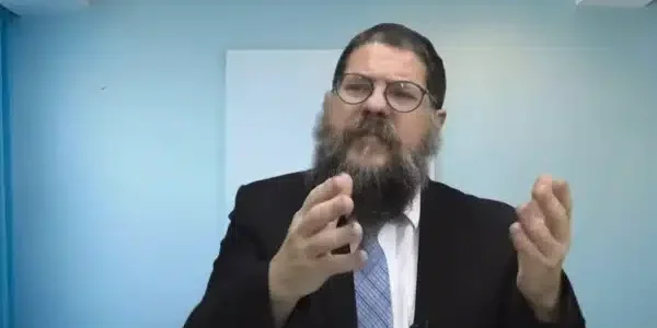 הרב שניאור אשכנזי