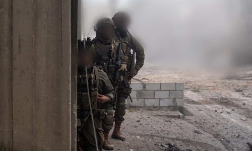 לוחמי צה"ל בבינת ג'בייל. צילום: דו"צ