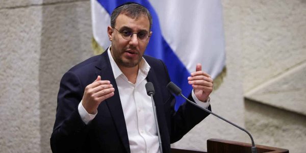 3b1af1dd-2f10-43ac-9124-3f09ba21f17d