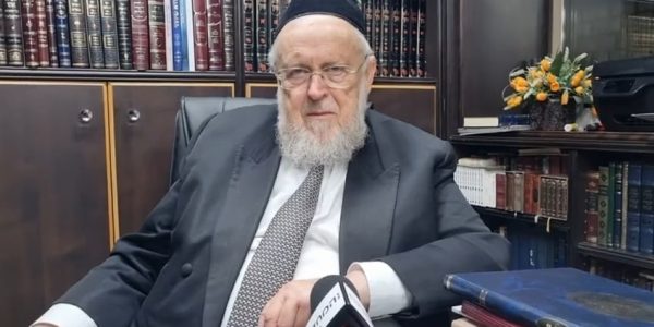 מהות חג השבועות/ הגר"א שלזינגר בשיחה מיוחדת ל'המחדש'