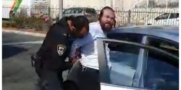 585E7608-2321-410A-B1CB-F12C94AE611E