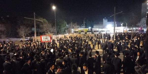 8B9FE5A6-0E07-42F5-896A-91981628DF12