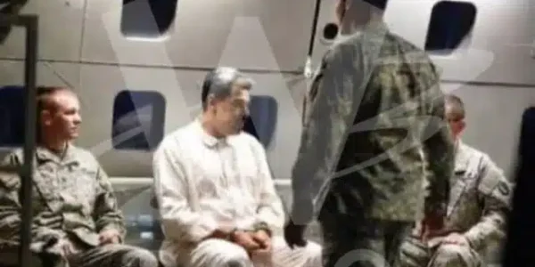 נשיא ונצואלה באזיקים