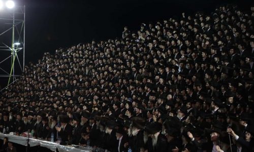 אלפים בהדלקת קרלין במירון. צילום: איתמר כרמון