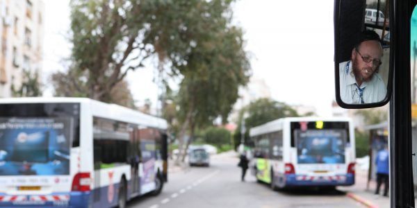 תחבורה ציבורית| צילום: aakov Naumi/Flash90