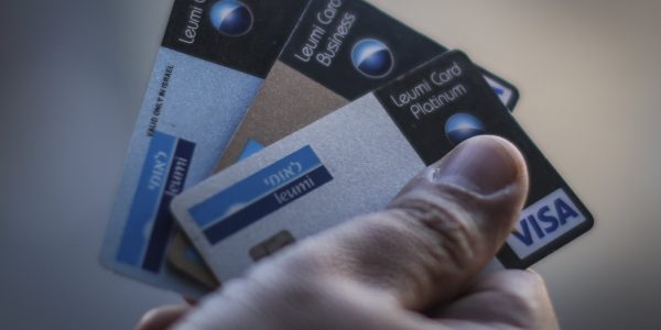 כרטיסי אשראי (אילוסטרציה) | צילום: Hadas Parush/Flash90