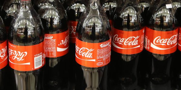 קוקה קולה. אילוסטרציה // צילום: פלאש 90