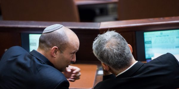 לפיד ובנט במליאה צילום יונתן סינדל / פלאש 90