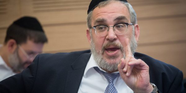 ח"כ יעקב אשר יו"ר ועדת חוקה | צילום:  Miriam Alster/Flash90