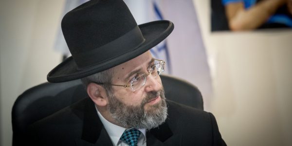 הרה"ר הגר"ד לאו // צילום: יונתן סינדל - פלאש 90