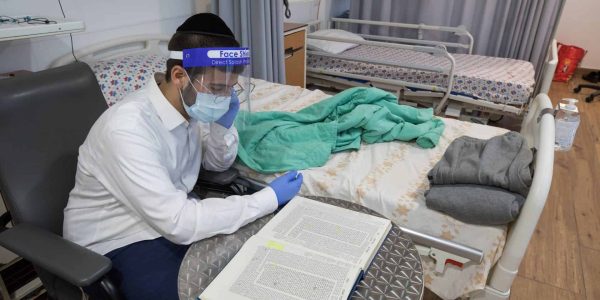 מחלקת קורונה צילום: נתי שוחט /פלאש 90
