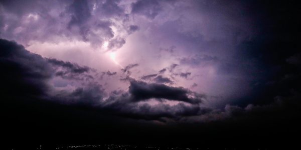 סופת ברקים (פלאש 90)