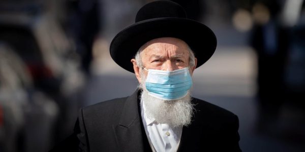 הגר"י זילברשטיין צילום: יונתן סינדל/פלאש90
    