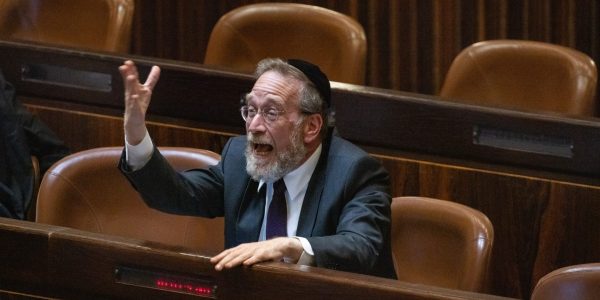 ח"כ יצחק פינדרוס | צילום: אוליבר פיטוסי/ פלאש 90