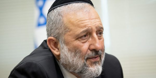 יו"ר ש"ס אריה דרעי// צילום: יונתן סינדל/פלאש 90