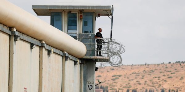 מגדל השמירה בכלא גלבוע | צילום: פלאש90