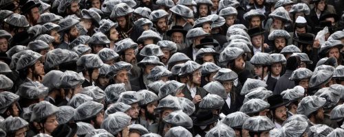 מסע הלווית הרבנית מתולדות אהרן// צילום: יונתן זינדל//פלאש 90