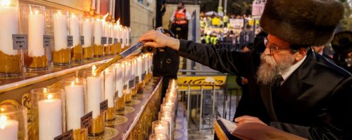 הדלקת 45 נרות על הרוגי מירון ע"י האדמו"ר מבאיאן צילום דוד כהן פלאש 90