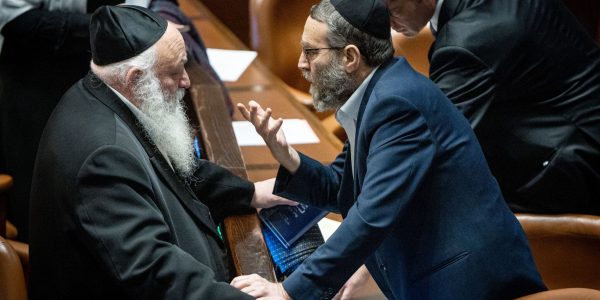 ראשי יהדות התורה השר גולדקנופף וח"כ משה גפני. צילום: יונתן זינדל/פלאש 90