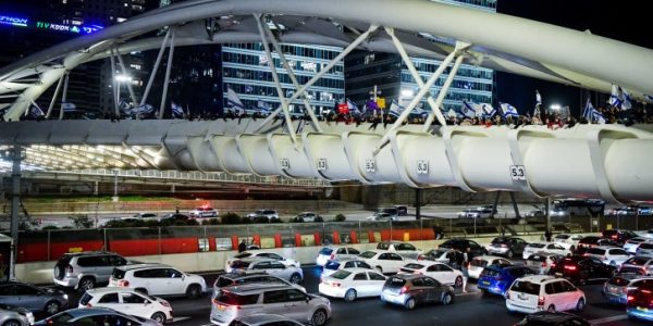 נתיבי איילון  צילום:  Avshalom Sassoni/Flash90