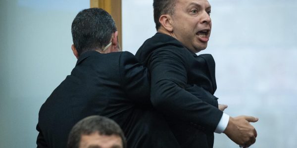 ח"כ ולדימיר בליאק נזרק מדיונים בוועדת חוקה של הכנסת. צילום: יונתן זינדל/פלאש 90