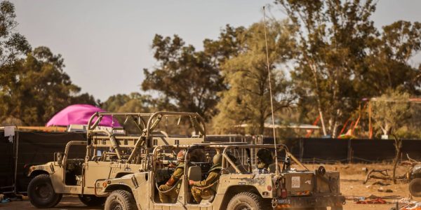 כוחות צה"ל בשטח המסיבה ברעים. צילום: חיים גולדברג/פלאש 90