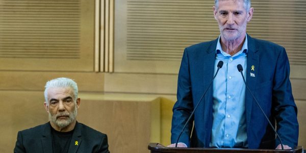 יאיר לפיד ויאיר גולן. צילום: יונתן זינדל/פלאש 90