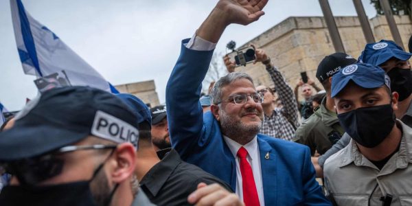 בן גביר בכניסה לבית המשפט. צילום: יונתן זינדל/פלאש 90