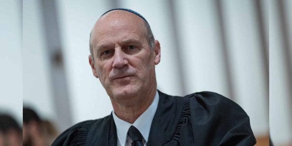 עו"ד מיכאל ראבילו   צילום: יונתן סינדל/פלאש 90