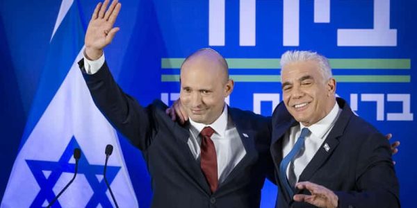 לפיד ובנט צילום: חיים גולדברג/פלאש 90