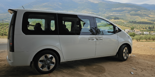 יונדאי סטאריה