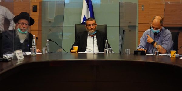 השר ליצמן הבוקר בועדת הכספים