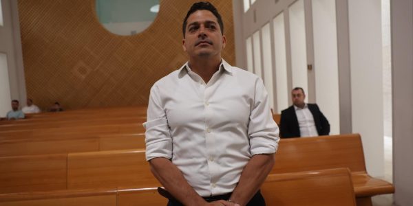 ח"כ עמיחי שיקלי בבית המשפט// צילום: יונתן סינדל/FLASH90