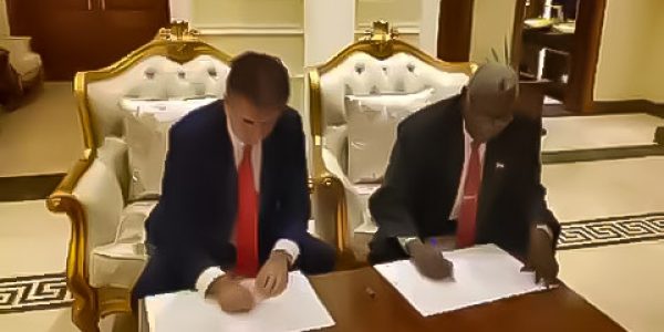 שר המודעין אלי כהן בביקור בבירת סודן