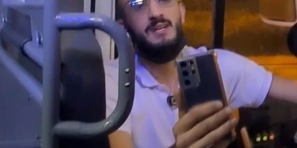 Screenshot_20210817-084953_Video Player