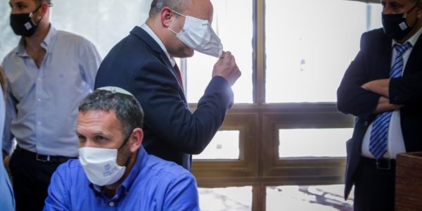 בנט בישיבת סיעת ימינה צילום: פלאש 90