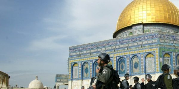 חיילים בהר הבית | צילום: פלאש 90