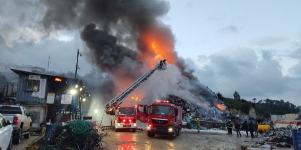 השריפה במתחם הפסולת// צילום: דוברות כב"ה