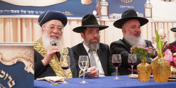 הרב שלמה משה עמאר בהכנסת ספר תורה