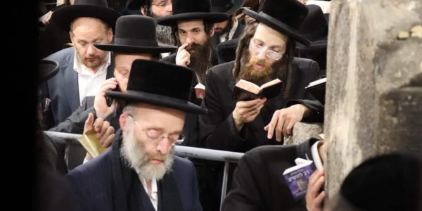 ציונו של ר' ישעיה מקרעסטיר / צילום: יוני קניג