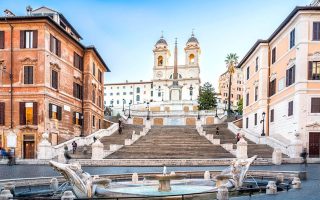 המדרגות הספרדיות המפורסמות ברומא