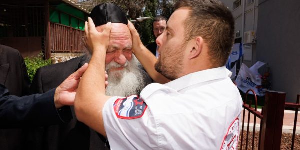 גולדקנופף בביקור בחצור הגלילית