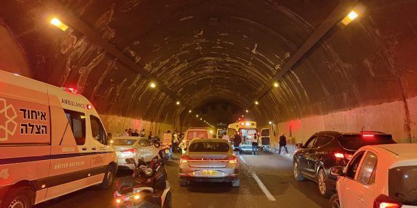 זירת התאונה הקטלנית במנהרה. צילום: איחוד הצלה